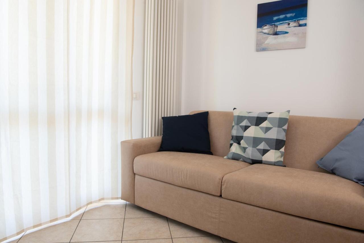 La Perla Blu Lägenhet Porto SantʼElpidio Exteriör bild